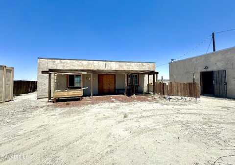 1472 Erlon St, Adelanto, CA 92301