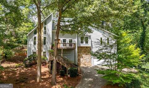 569 Farmbrook, Kennesaw, GA 30144