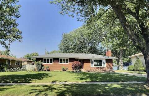 8516 Moraine Avenue, Munster, IN 46321