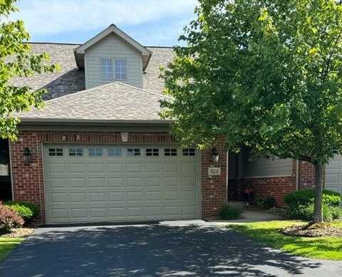 824 Boxwood Drive, Munster, IN 46321