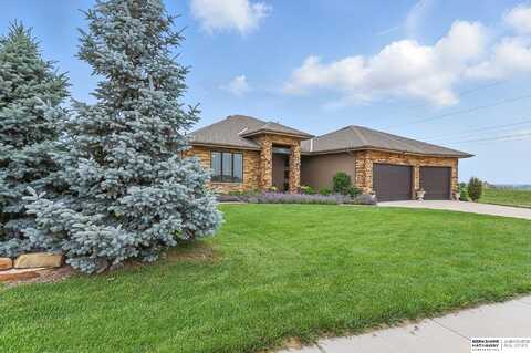 18652 Webster Circle, Elkhorn, NE 68022
