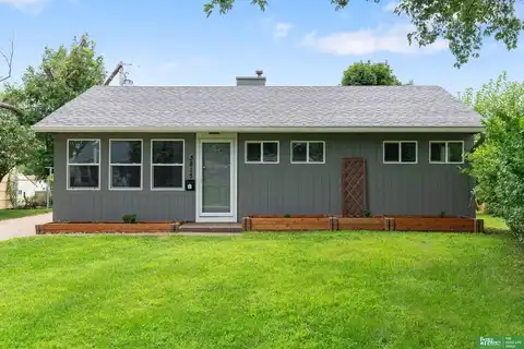 3815 Krug Avenue, Omaha, NE 68105