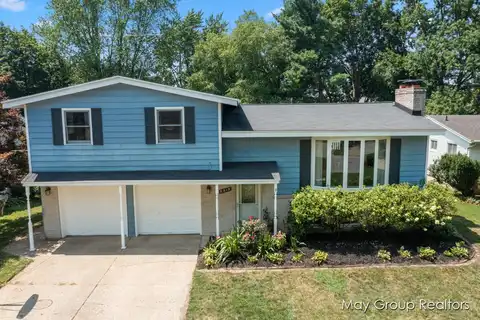 5315 Burgis Avenue SE, Kentwood, MI 49508