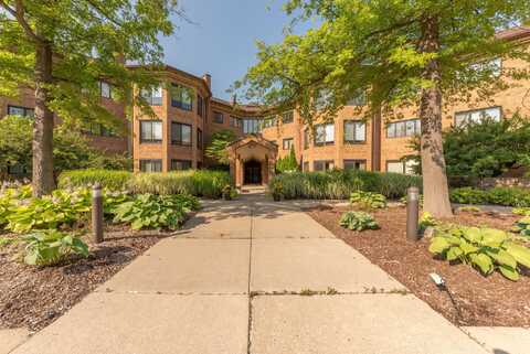 2115 Nature Cove Court, Ann Arbor, MI 48104
