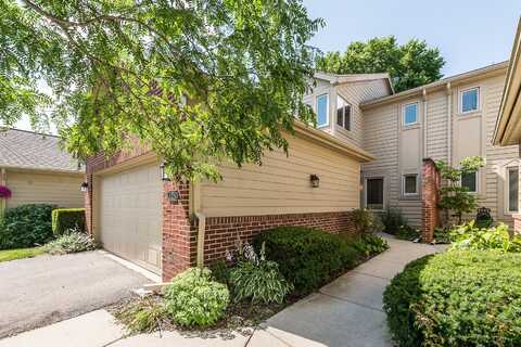 128 Ponds View Drive, Ann Arbor, MI 48103