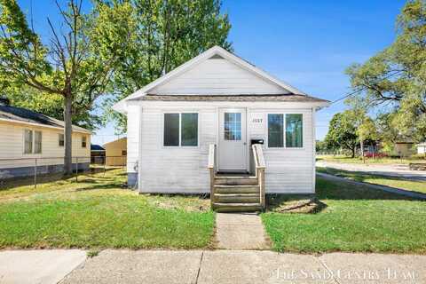 1057 E Larch Avenue, Muskegon, MI 49442