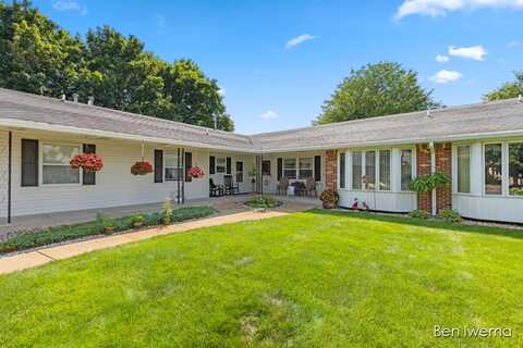 1867 Elizabeth Lane, Jenison, MI 49428