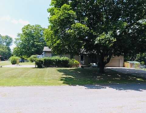 3726 Ruth Avenue, Lansing, MI 48910