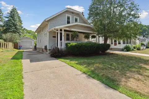 732 Ottillia Street SE, Grand Rapids, MI 49507