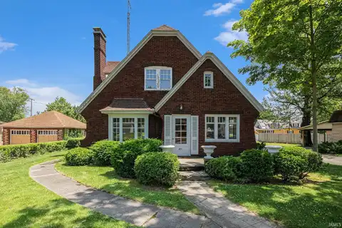 451 N Hartman Street, Nappanee, IN 46550