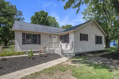 16630 Barton Street, Granger, IN 46530