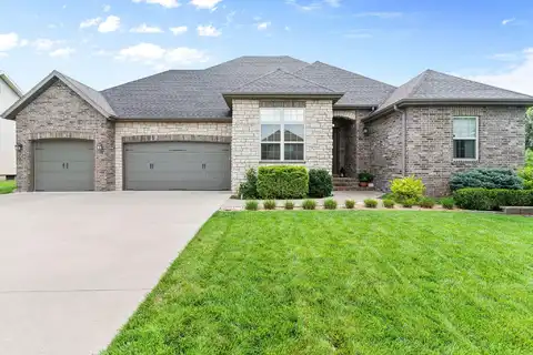 1196 N Elmhurst Road, Springfield, MO 65809