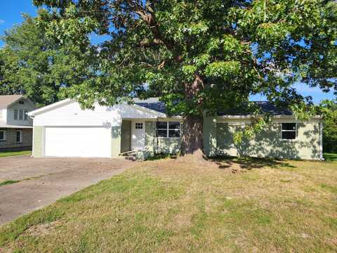 1909 Lael Drive, Neosho, MO 64850