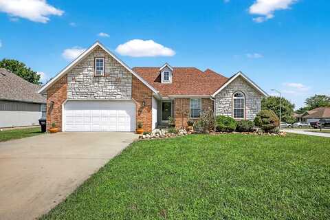 2931 W Riverside Street, Springfield, MO 65807