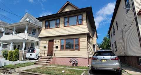 16 Van Cleve Ave, Clifton, NJ 07011