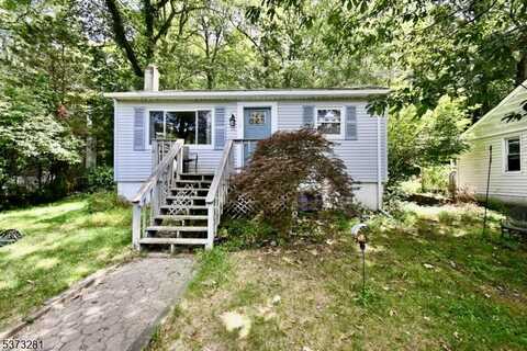 32 Sachem Rd, Jefferson Twp., NJ 07849