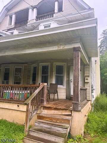 482 Riverside Ave, Trenton, NJ 08618