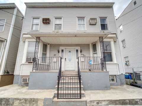 23 Foundry St, Newark, NJ 07105