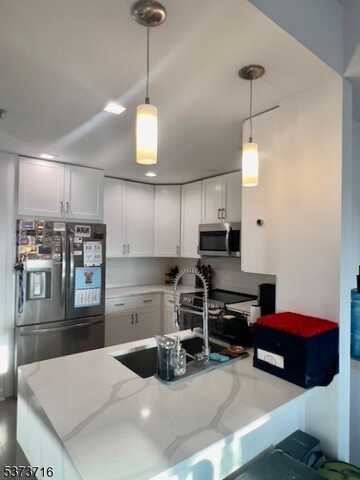 1 Carriage City Plz, Rahway, NJ 07065