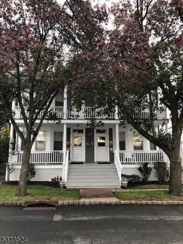 17 Bowers Ln, Chatham, NJ 07928