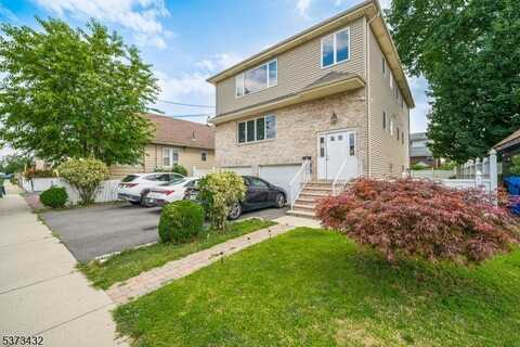 391 Taylor Ave, Hackensack, NJ 07601