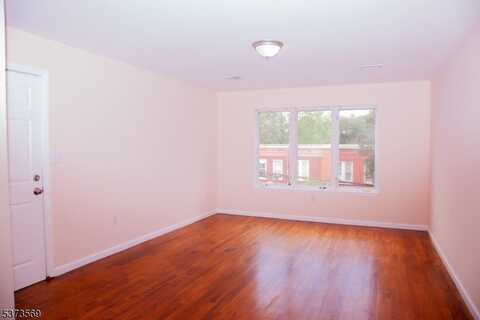 111 Highland Ave, Newark, NJ 07104