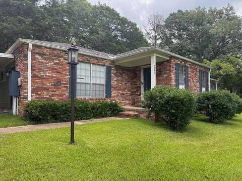 205 Bridle Path, Starkville, MS 39759