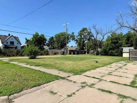 N Jefferson St, Hutchinson, KS 67501