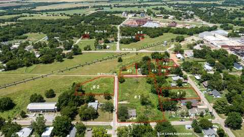 304 W. Franklin St., Wolfe City, TX 75496