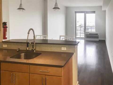 3312 HUDSON AVE, Union City, NJ 07087