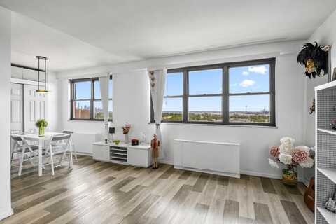 1225 KENNEDY BLVD, Bayonne, NJ 07002