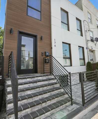176 GRIFFITH ST, JC, Heights, NJ 07307