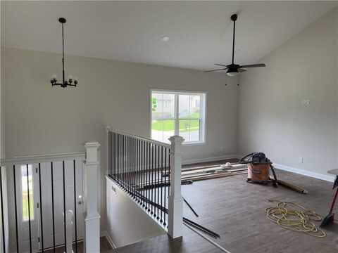 4002 Greywood Lane, Saint Joseph, MO 64505