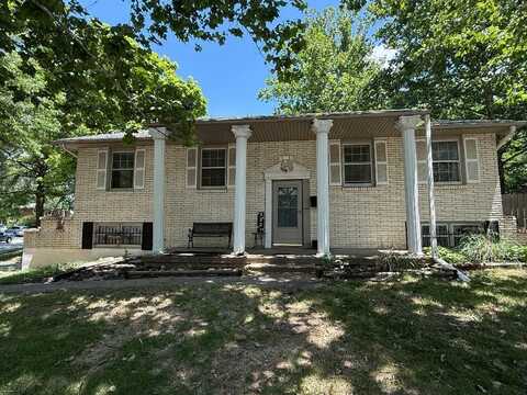 3301 E 106th Terrace, Kansas City, MO 64137