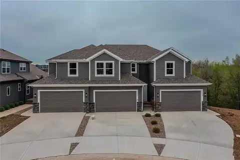 12304 S Prairie Creek Road, Olathe, KS 66061