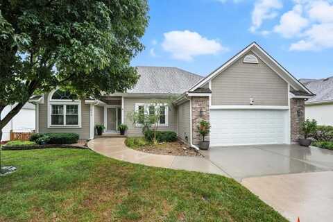 417 NE Topaz Drive, Lees Summit, MO 64086