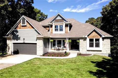 207 Sugarland Drive, Pleasant Hill, MO 64080