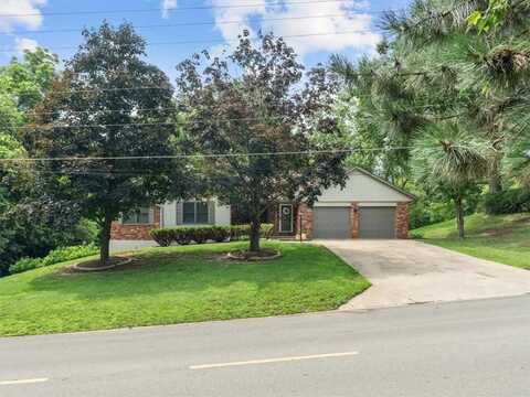 3520 Karnes Road, Saint Joseph, MO 64506