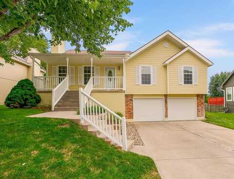 1928 SE 6th Terrace, Lees Summit, MO 64063