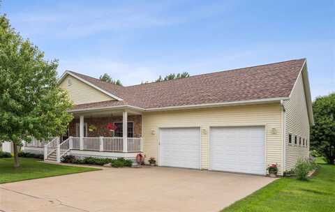 709 Bergamot Lane, Solon, IA 52333