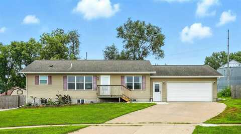 219 Taylor Dr, LoneTree, IA 52755