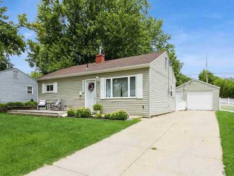 2525 SW Linwood Street, CedarRapids, IA 52404