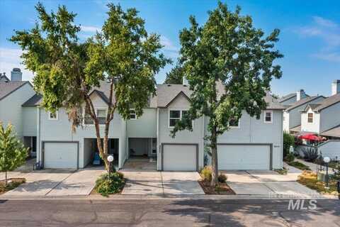 8453 W Cascade Lane, Boise, ID 83704