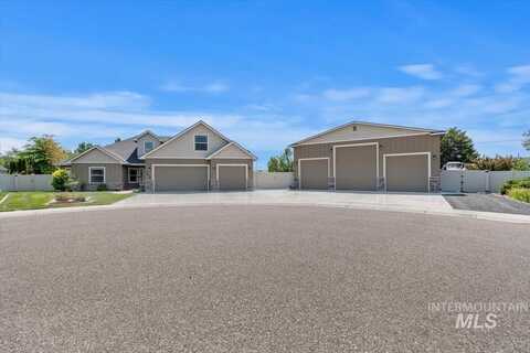2630 Dogwood Ave, Fruitland, ID 83619