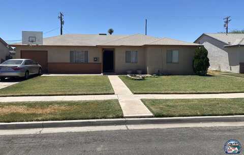 1775 Vine St, El Centro, CA 92243