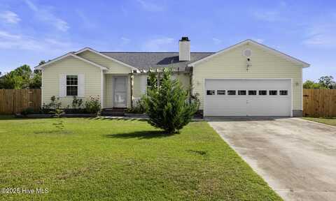 105 Lois Court, Richlands, NC 28574