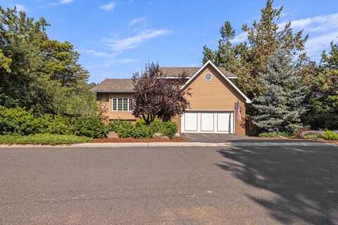 1250 Wild Plum Drive, Klamath Falls, OR 97601