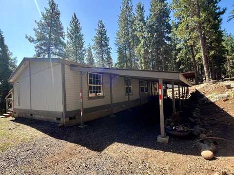 17620 Hamaker Lane, Klamath Falls, OR 97601