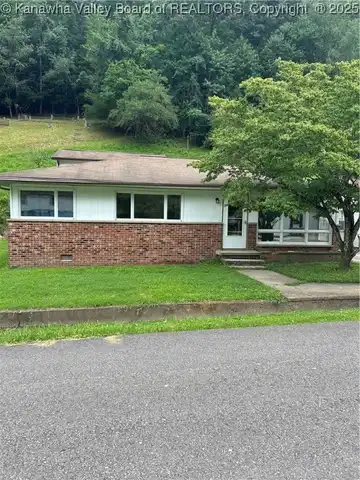 3564 Spring Fork Drive, Charleston, WV 25306