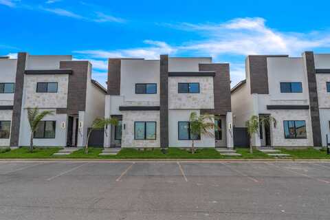 8218 Casa Verde Rd, Laredo, TX 78045